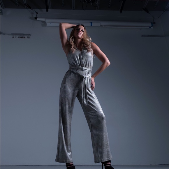 Shimmery silver jumpsuit - Picture 1 of 2